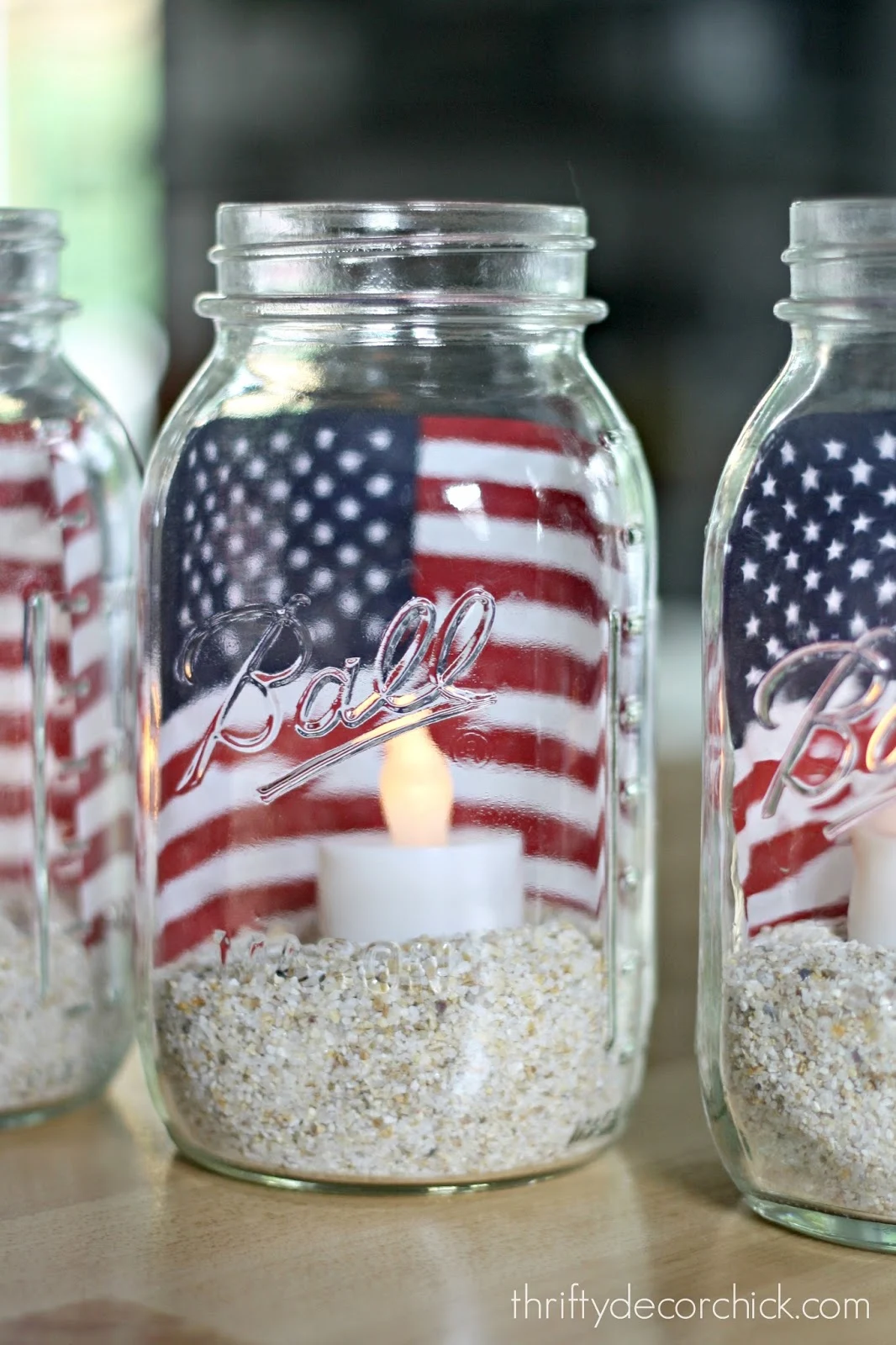 DIY mason jar 4th of July lanterns